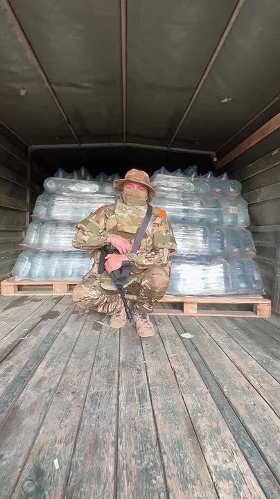 Военнослужащие спецподразделений выразили слова искренней благодарности Первому секретарю Херсонского регионального отделения КПРФ Рамилю Замалетдинову за переданную помощь