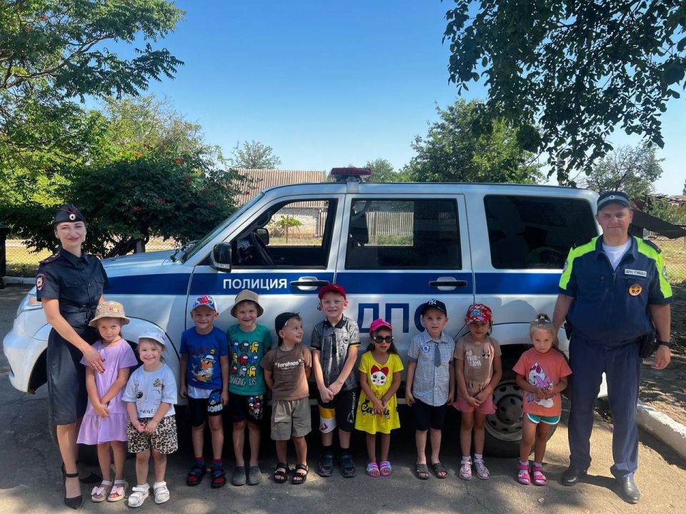 ������ �� ������������� �������� ���� '�������' ������������� � ���������� ������� ���