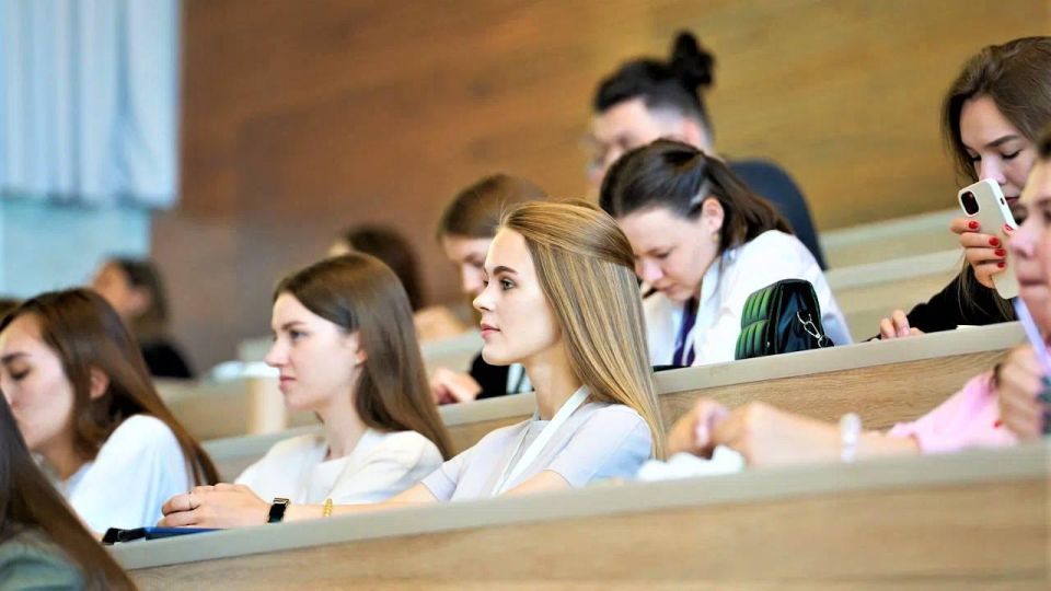 ��������� ����������� ������� ����� � ����� �������� ��������� �������� �����