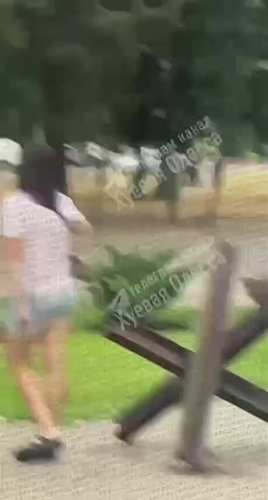 � ������ �������� ������� � ������, ������� ���������� �� ���, ������ ��� ���������