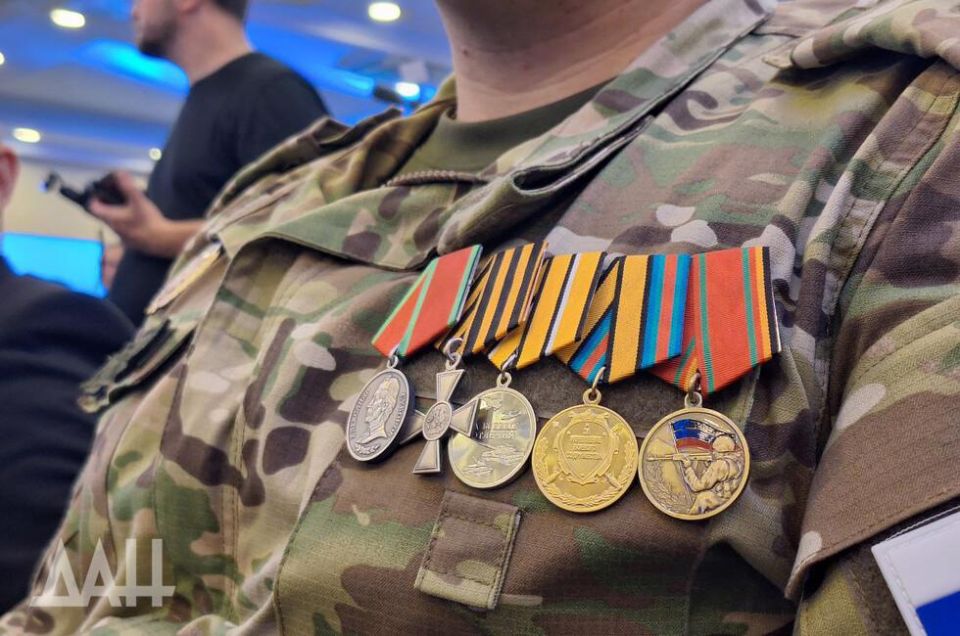 Путин поручил подготовить ветеранов СВО к участию во всероссийских конкурсах