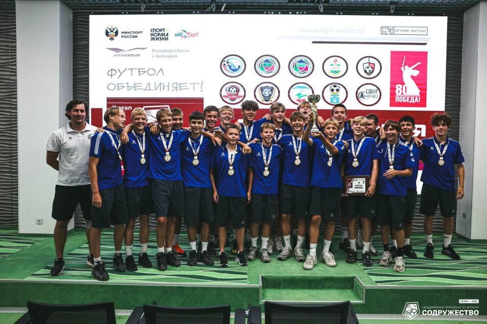  :     3                U-15!