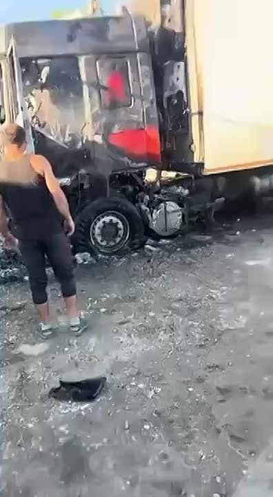 ВСУ продолжают атаковать продуктовые рынки в выходные дни – сегодня удар пришёлся по сельхозрынку в Великих Копанях