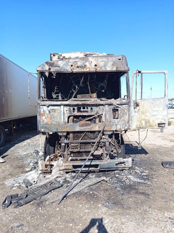 ВСУ ударили по сельхозрынку в Херсонской области: двое раненых, уничтожены фуры с овощами