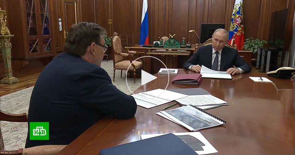 Путин провел встречу с главой Минюста Чуйченко