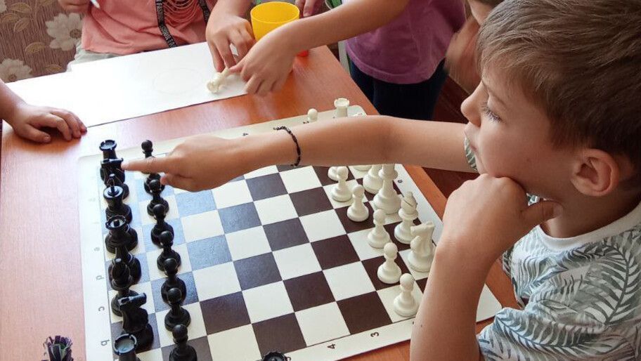 В Лазурненском Доме культуры состоялся шахматный турнир