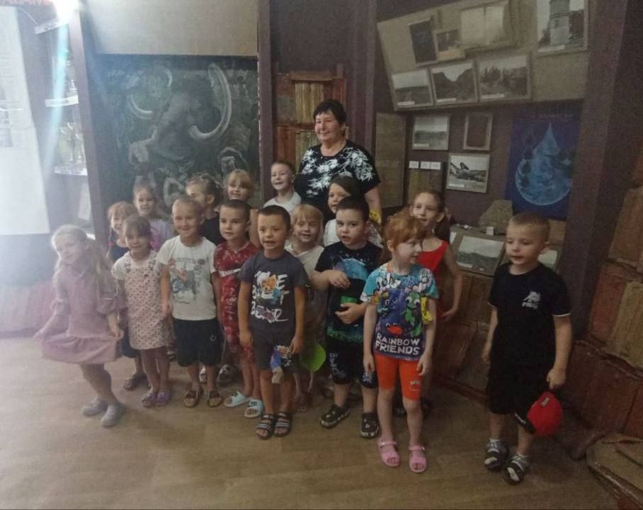 В Верхнерогачикском муниципальном округе воспитанники ясли-сада «Березка» посетили музей