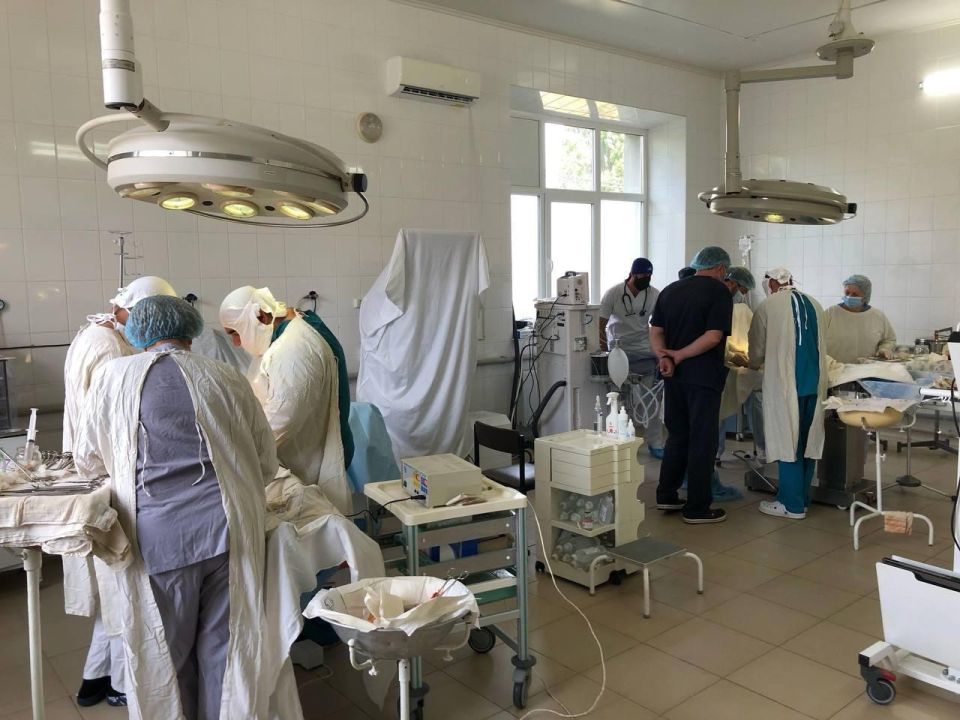 Анестезиологи из Кабардино-Балкарии работают в Скадовской больнице