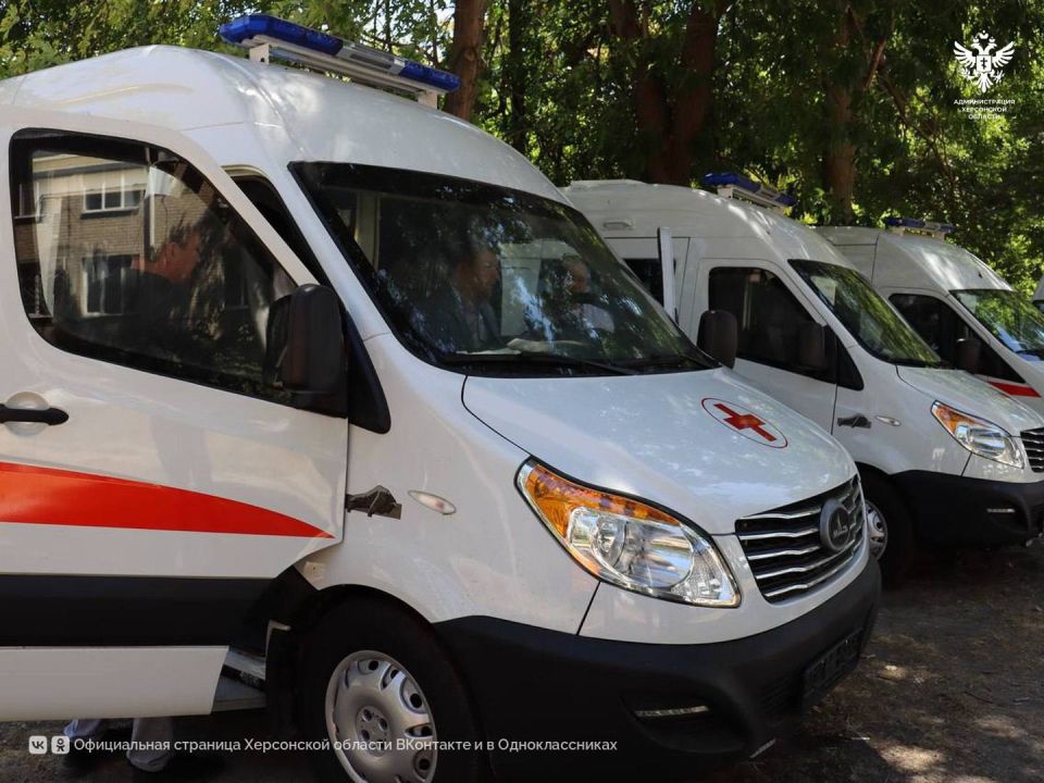 В Херсонскую область поступили бронированные автомобили скорой помощи