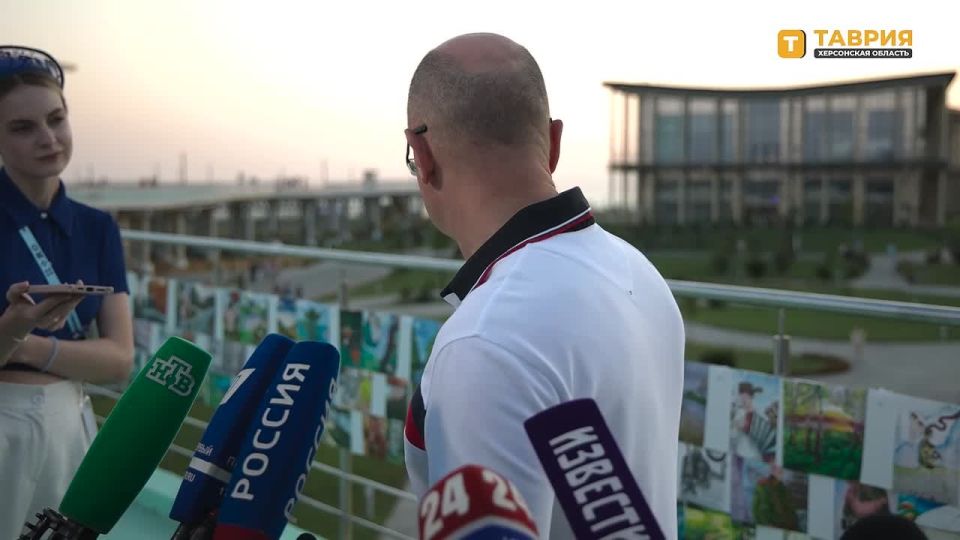 Дети из России отправили бойцам СВО 65 тысяч рисунков, сообщил Сергей Кириенко