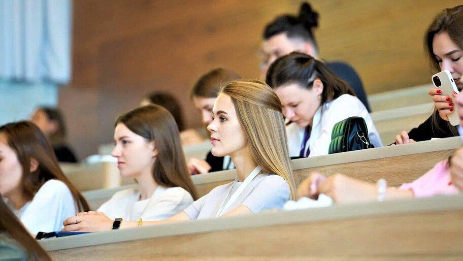 ������ ����������� ������� ������� � ����