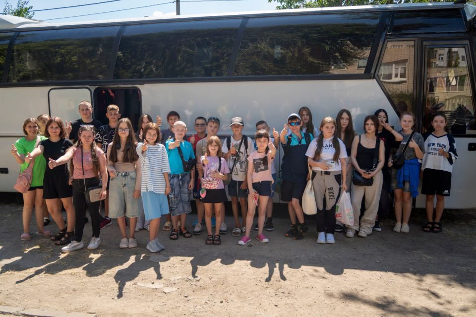 А на том берегу.... Правобережье Херсонщины: Оперативная информация с 06:00 05.08.2025 по 06:00 06.08.2025 — ХОВА За прошедшие сутки под ударами дронов, артобстрелами и авиаударами находились: Антоновка, Белозерка, Берислав...