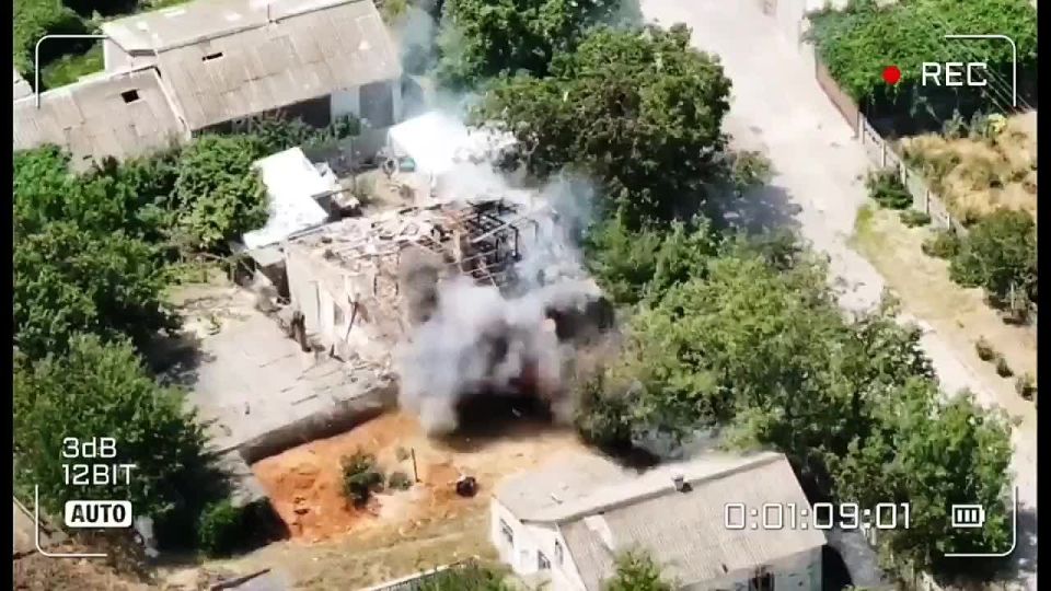 ���������� �����������. ������������� 18-� ������������� ����� ����� ������ �� �������������� ����� �������� ��� � ������� �����������