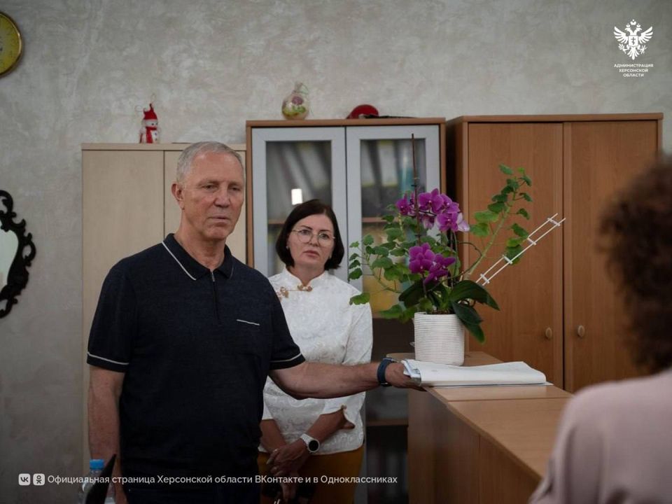 Владимир Сальдо проверил работу Государственного юридического бюро Херсонской области