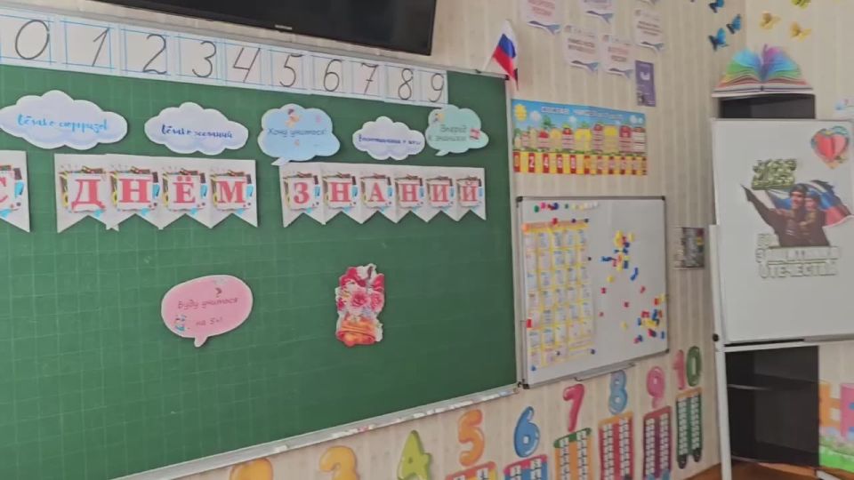 Александр Дудка: Таврия: Глава округа проверил работу территориального управления и школы