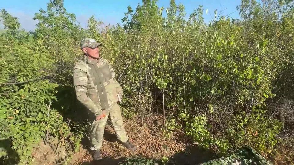 Енот из Херсона: Граждане, добровольно поступившие на военную службу по контракту для участия в СВО, проходят подготовку к выполнению боевых задач в тыловых районах СВО