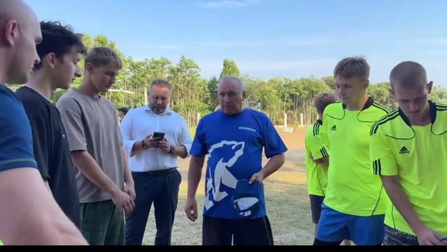 ���� ������ �� ��������� ������� � �������� ����� �� ��� ��������������