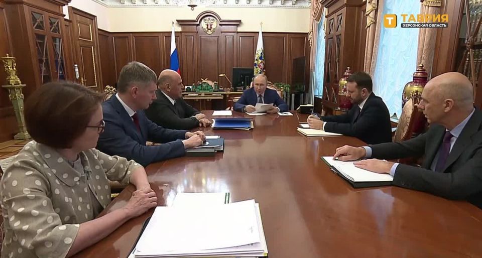 Владимир Путин назвал важным достижением снижение инфляции в России до 8,8%