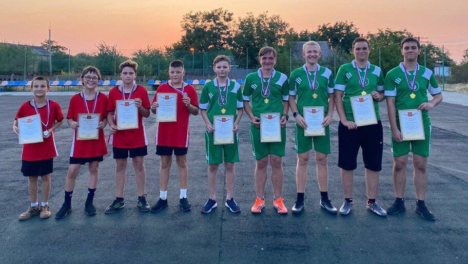 В Верхнерогачикском округе прошел турнир по мини-футболу