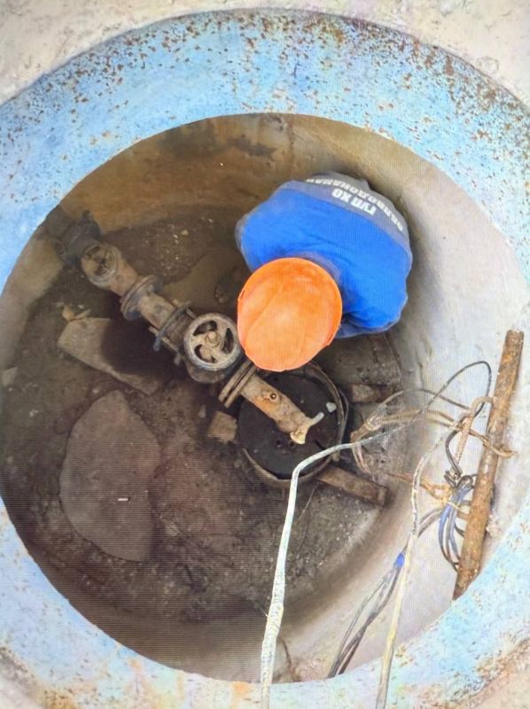 Специалистами Верхнерогачикского ТПУ были проведены ремонтные работы на артезианских скважинах округа