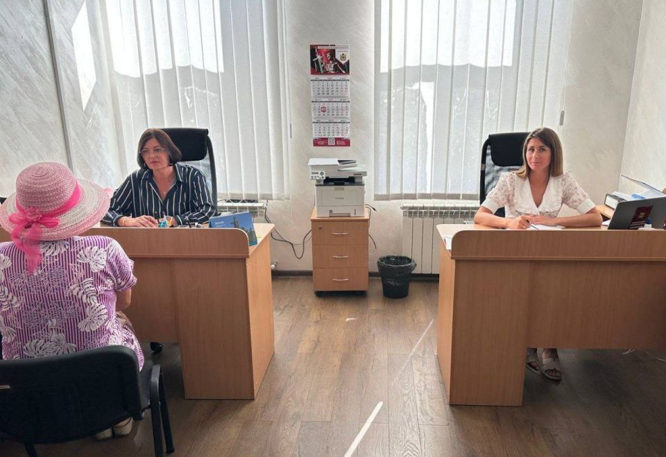 МИНИСТР ТРУДА И СОЦИАЛЬНОЙ ЗАЩИТЫ ХЕРСОНСКОЙ ОБЛАСТИ АЛЛА БАРХАТНОВА ПРОВЕЛА ПРИЁМ ГРАЖДАН, НА КОТОРОМ ОБСУЖДАЛИСЬ ВАЖНЫЕ ВОПРОСЫ СОЦИАЛЬНОЙ ПОДДЕРЖКИ