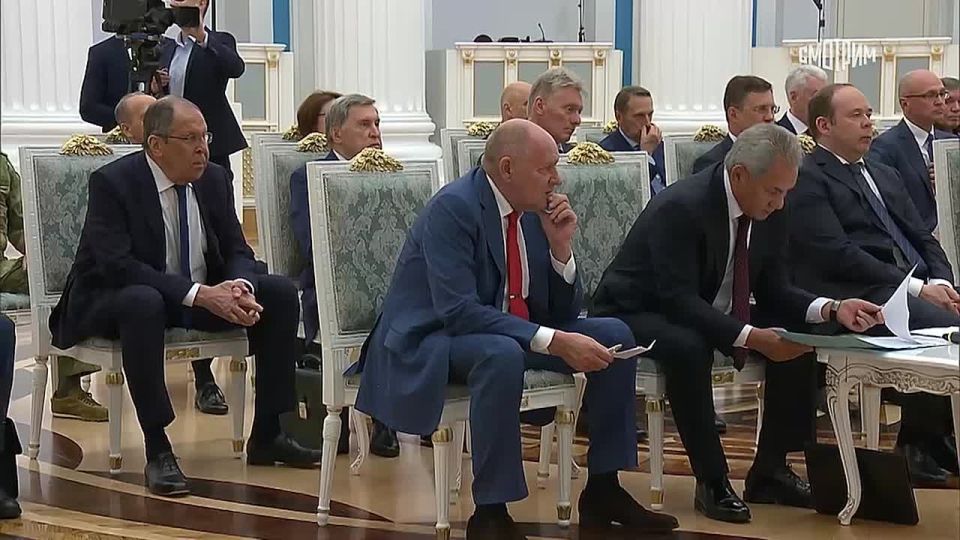 Кадры совещания Путина по подготовке к встрече с Трампом, намеченной на 15 августа