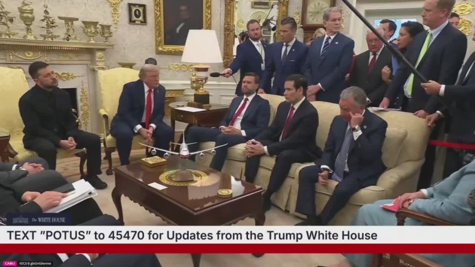 Трамп анонсировал звонок Владимиру Путину после переговоров с Зеленским и лидерами Европы