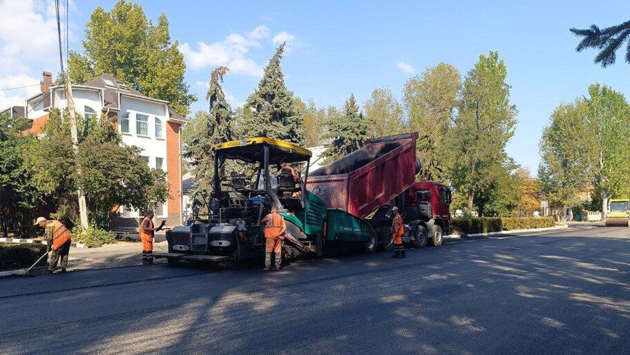 В Скадовске стартовал масштабный ремонт центральных улиц
