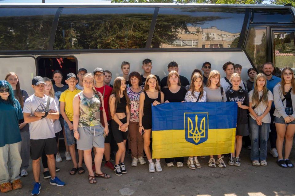 А на том берегу.... Правобережье Херсонщины: Оперативная информация с 06:00 19.08.2025 по 06:00 20.08.2025 — ХОВА За прошедшие сутки под ударами дронов и артобстрелами находились: Александровка, Антоновка, Берислав...