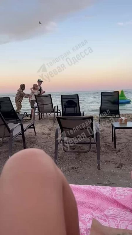 ���� �� �������: ���������� � ������. ���� ������ � ��� �� �����: �������� ������ ����� � ����-�� �����