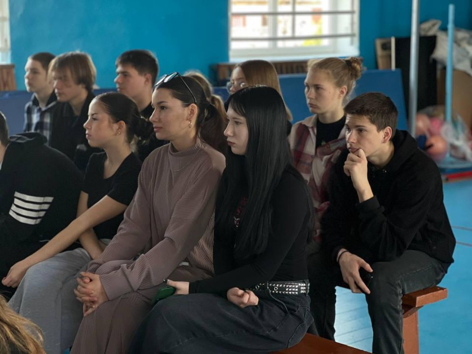 � ���������� ������� 1 �������� �� ����� ����� 1 800 ���������������