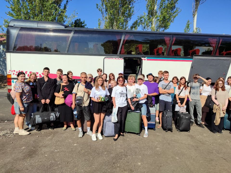 Дети Скадовского округа вчера, 21 августа, отправились на отдых в республику Дагестан