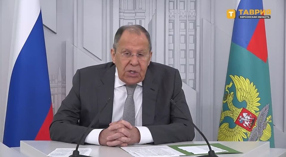 Сергей Лавров: Украина имеет право на существование, если отпустит людей, которые определили свою судьбу на референдумах