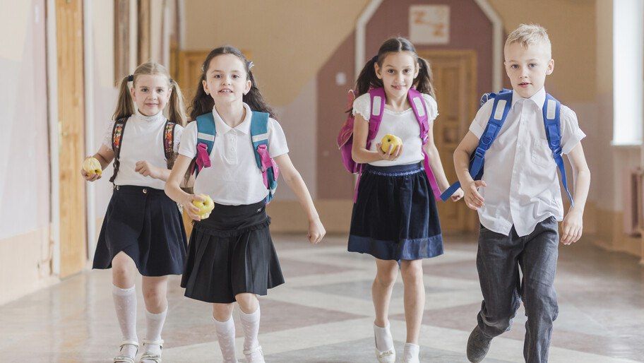 ����� 700 ���������� � ���������� ������� ����� ������� ������������