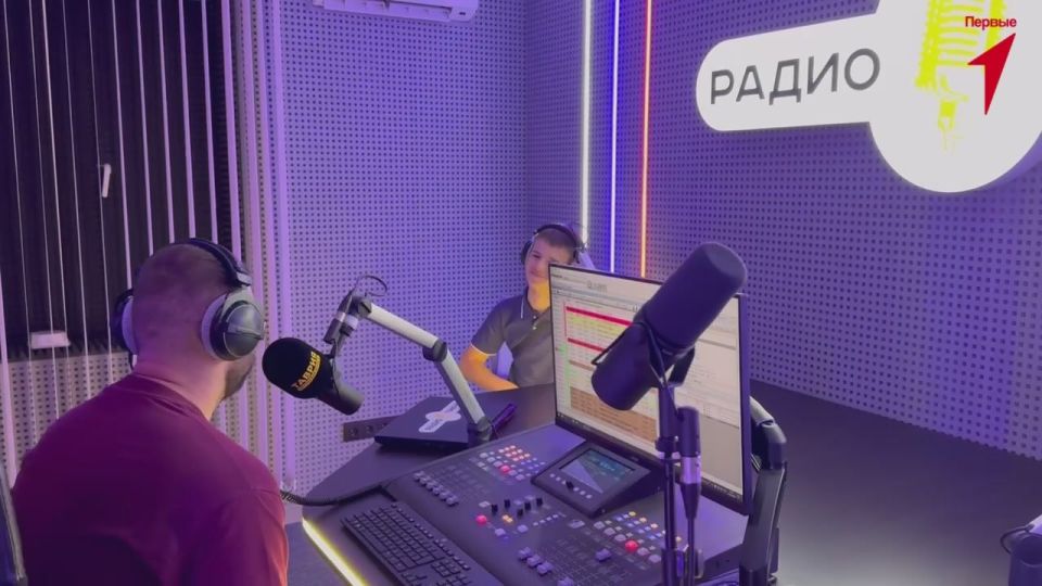 Активист Движения Первых посетил телерадиокомпанию «Таврия»