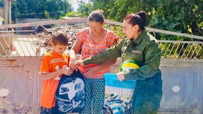 Сотрудники СУ СК России по Херсонской области приняли участие в благотворительной акции «Соберем ребенка в школу»