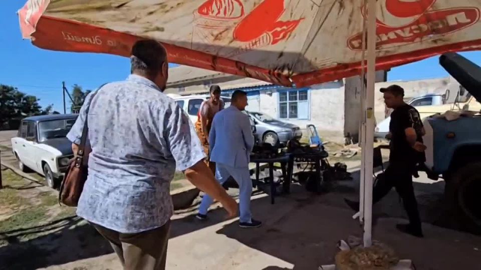 Внеплановая проверка работы местных служб в поселке Лазурное