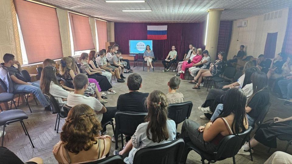 Открытый диалог с молодежью Каланчакского округа: тренинг, общение и новые возможности развития