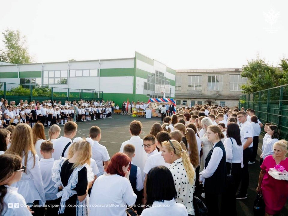 Почти 900 школ было восстановлено и построено в исторических регионах с 2022 года