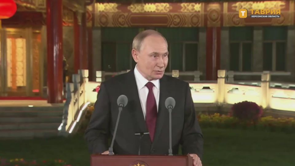 Владимир Путин подчеркнул, что никогда не исключал возможность встречи с Зеленским