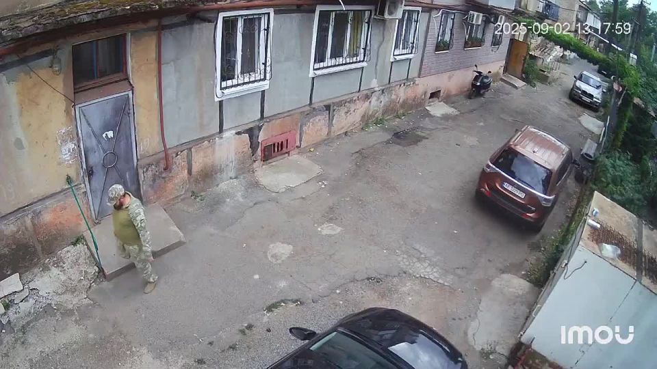 �����, � � ������. � ���� ��������� ��������� ��-���������: ����� ����������� ��������� � ���� ��� ���� �������� ��������