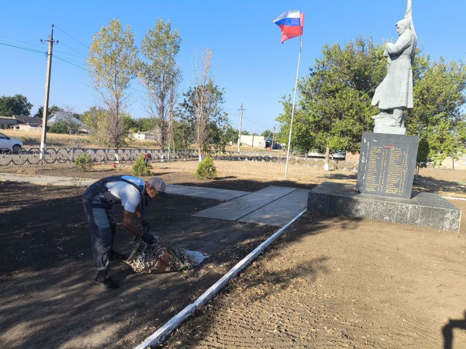 Павел Тропкин: В Горностаевском округе провели мероприятия по благоустройству воинских захоронений!