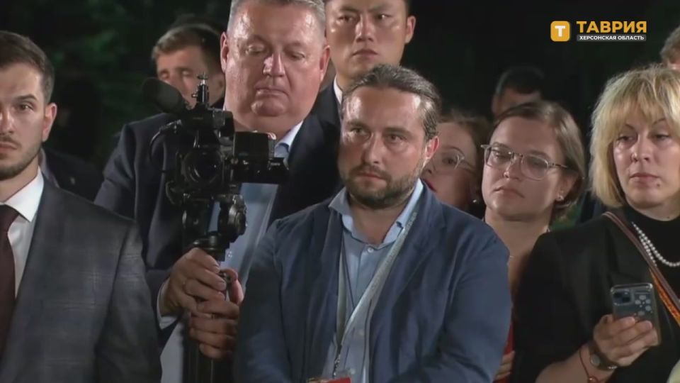 Россия напрямую не связывает гарантии безопасности для Украины с вопросом территорий, заявил Владимир Путин