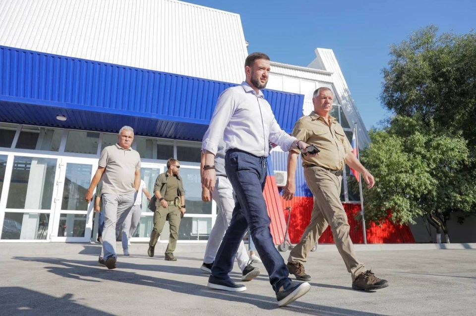 Вице-премьер России посетил социальные объекты Херсонской области