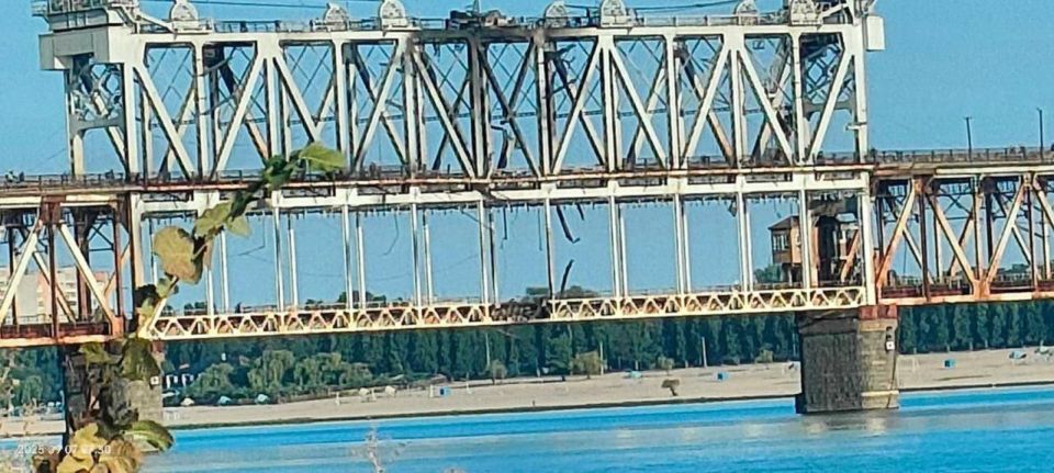 ����� "�������" �� ����������� ����� ����� ����� �������� ��� ������� �����������, ����� ����, ��� ������� ��������� ��� ������ � ����������� ������ �������