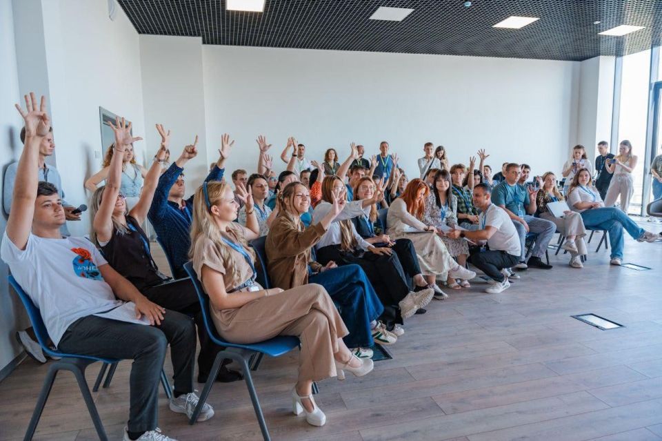 «Счастливцево» зажигает новые таланты: «Молодёжь в культуре» открывает двери в будущее