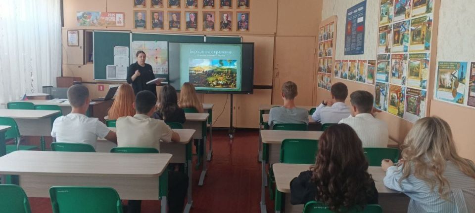 Урок мужества к Дню воинской славы России прошёл в Мирненской школе