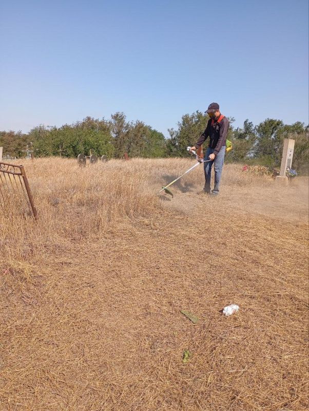 В Бабенковке Первой на постоянной основе проводится работа по поддержанию чистоты и благоустройства населённого пункта