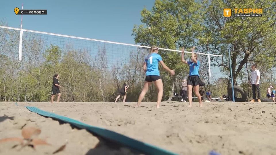 В Чкалово прошел чемпионат Херсонской области по пляжному волейболу среди женских команд