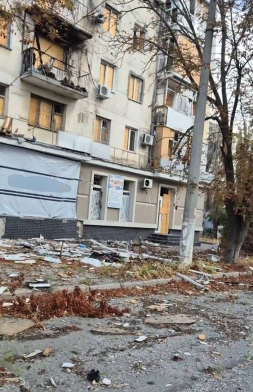 ������, 15 �������� 2025 ����